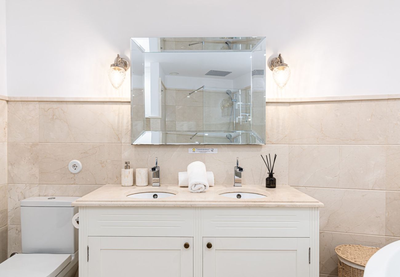 Appartement à Malaga - Lilou - Location vacances à Malaga Appartement à Malaga - Lilou - Location vacances à Malaga